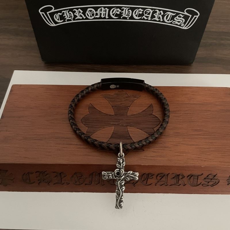 Ch**me He**ts bracelets